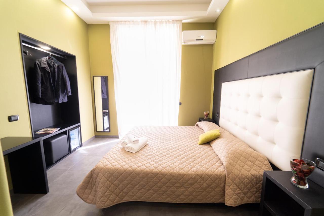 Royal Art H Spaccanapoli, By Clapa Group