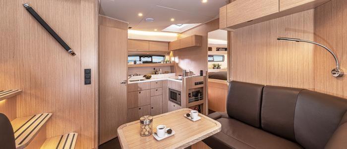 Royal Art H Spaccanapoli, By Clapa Group Affittacamere Napoli