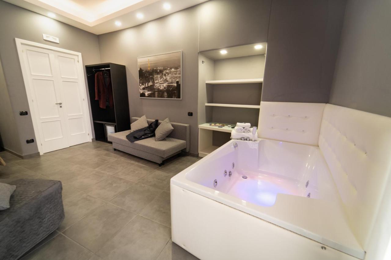 Royal Art H Spaccanapoli, By Clapa Group Affittacamere Napoli